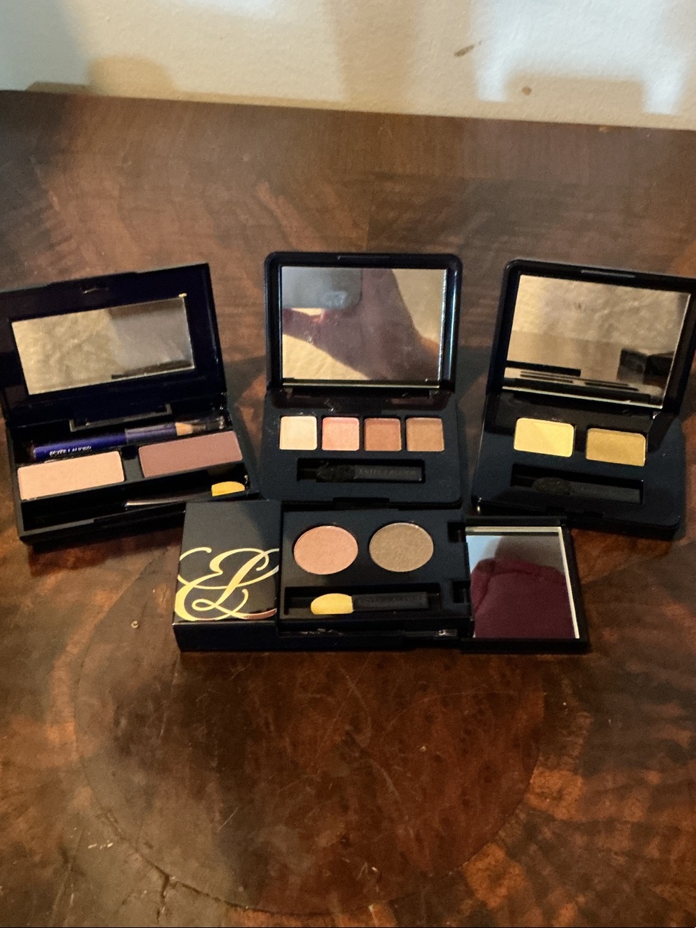 LOT X 4 ESTEE LAUDER EYESHADOW COMPACTS